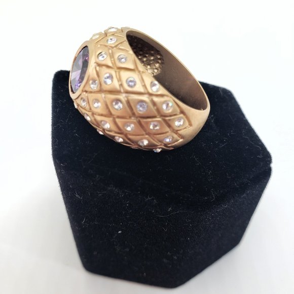 BEAUTIFUL!! Simulated Amethyst & Clear Gemstone Gold Tone Ring Size 8 - Picture 7 of 9